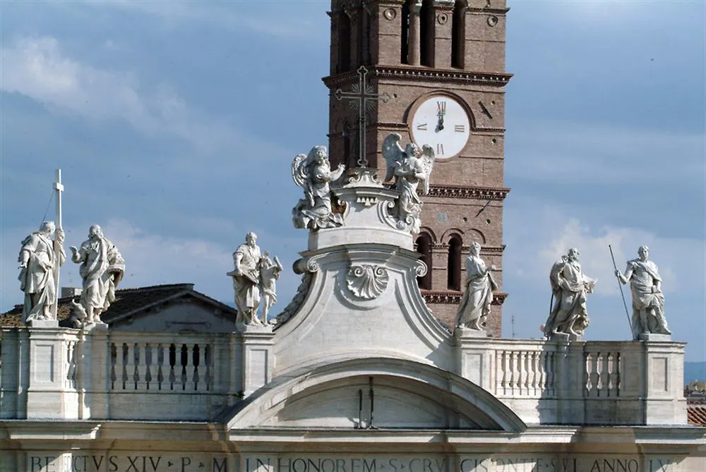Domus Sessoriana Bed and Breakfast Rom 3*,  Italien