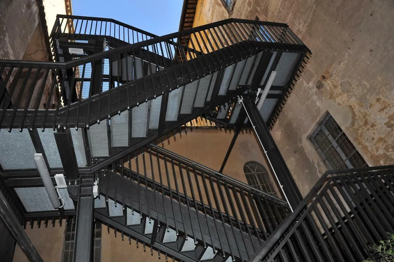 Domus Sessoriana Bed & Breakfast Rome 3*,